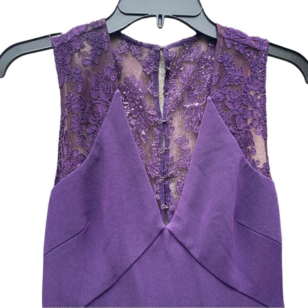 J S Collection Lace Gown Size Small - Picture 4 of 6